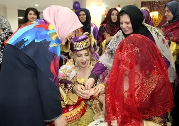 Oxfordlu genç kız Erdoğan'ın çağrısına uydu