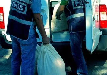 Avukat Alp Değer Tanrıverdi'nin evinden 13 çuval 'devlet sırrı' çıktı