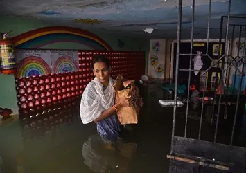 Hindistan'ı Michaung Kasırgası vurdu: 17 kişi hayatını kaybetti