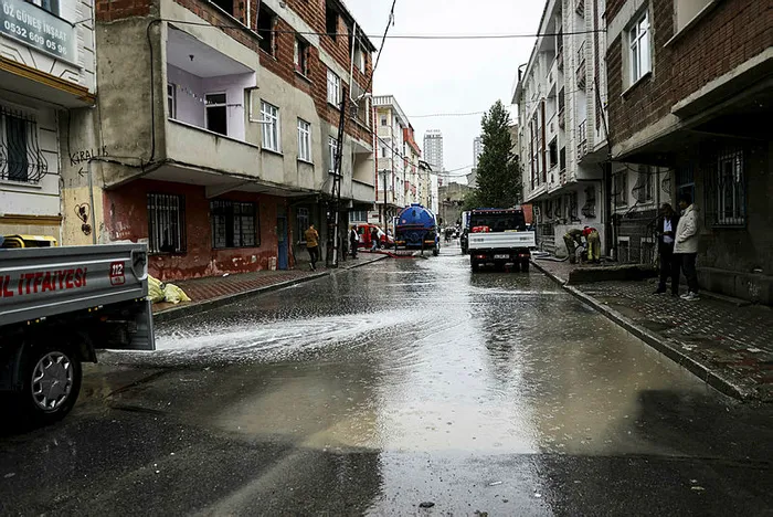 Sel sonrası İstanbul Valiliği duyurdu: Yardım ödemesi başladı