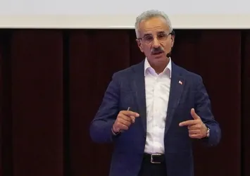 Bakan Uraloğlu'ndan yapay zeka çıkışı: Her şeyine asla güvenmeyeceğiz!