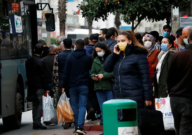 Koronavirüs vaka oranı bir haftada iki katına çıkan Antalya'da ek tedbirler alındı - 5