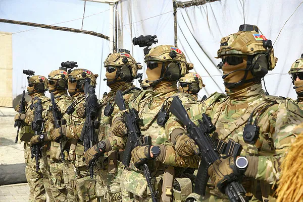 Türkiye ve Azerbaycan’dan gövde gösterisi! Tatbikat anları nefes kesti: Biz iki bedende tek canız