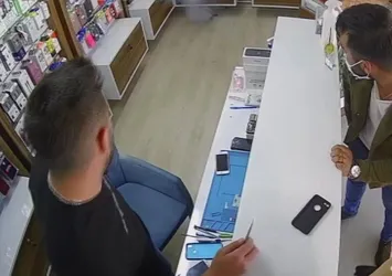 Hayatının şokunu yaşadı! Az kalsın elinde patlayacaktı