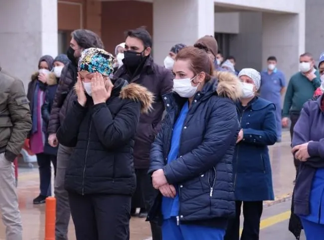 Konya'da koronavirüsten ölen hemşirenin mesai arkadaşları böyle seslendi: Yalvarıyoruz size, bize destek olun - 2