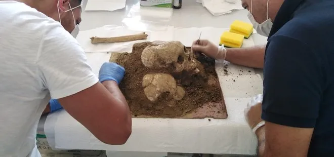 Çorum’daki kazıda, 3 bin 500 yıllık kafatası bulundu