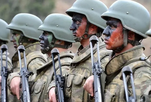 2000/4 askerlik yerleri açıklandı mı? 2020 Kasım celbi askerlik yerleri ne zaman, saat kaçta açıklanacak?