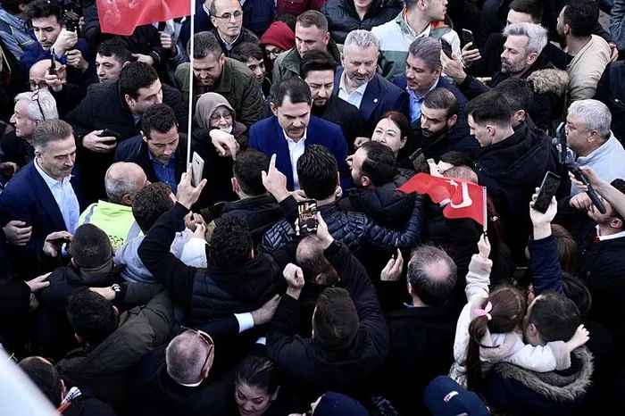 cumhur-ittifakinin-istanbul-buyuksehir-belediye-baskan-adayi-murat-kurumdan-imamogluna-salvolar-istanbul-senin-1711220922836.jpeg Cumhur İttifakı'nın İstanbul Büyükşehir Belediye Başkan adayı Murat Kurum'dan İmamoğlu'na salvolar: "İstanbul senin babanın çiftliği mi?" - 5