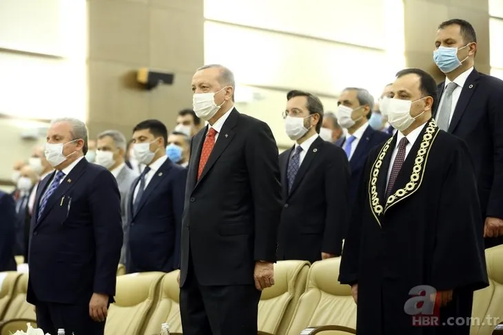 Son dakika: Başkan Erdoğan, AYM yeni üyesi Basri Bağcı’nın yemin törenine katıldı! Dikkat çeken kare