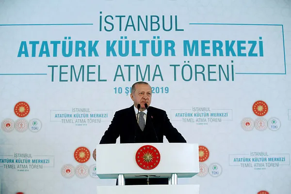 Son dakika: Başkan Erdoğan: AKM vatan ve millet düşmanlarına verilmiş en güzel cevap olacaktır!