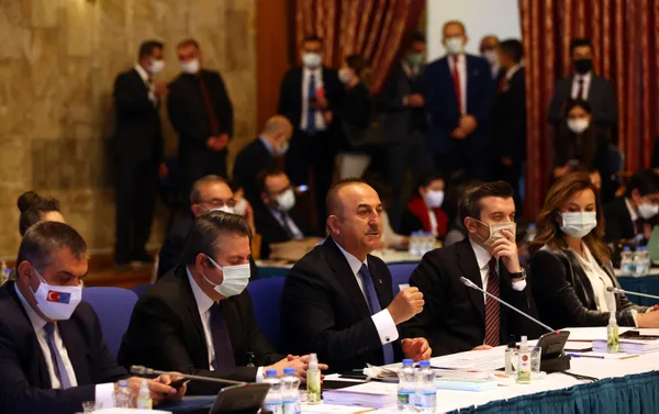 son-dakika-disisleri-bakani-mevlut-cavusoglundan-abd-aciklamasi-teklif-bidendan-geldi-1636014797165.jpg Son dakika: Dışişleri Bakanı Mevlüt Çavuşoğlu'ndan ABD açıklaması: Teklif Biden'dan geldi - 1