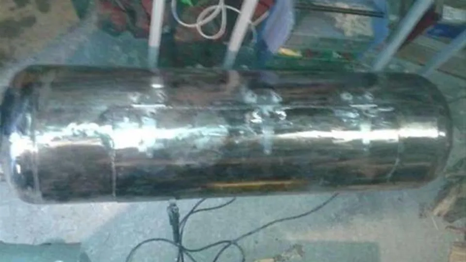 Ustalık diye buna denir! Paslı su ısıtıcısından yaptığı şey sosyal medyayı salladı