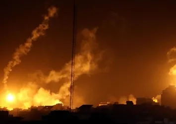 Katil İsrail'in Gazze ve Refah kentine saldırıları 240'ıncı gününde de devam ediyor