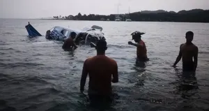 Honduras’ta uçak kazası! Denize düştü