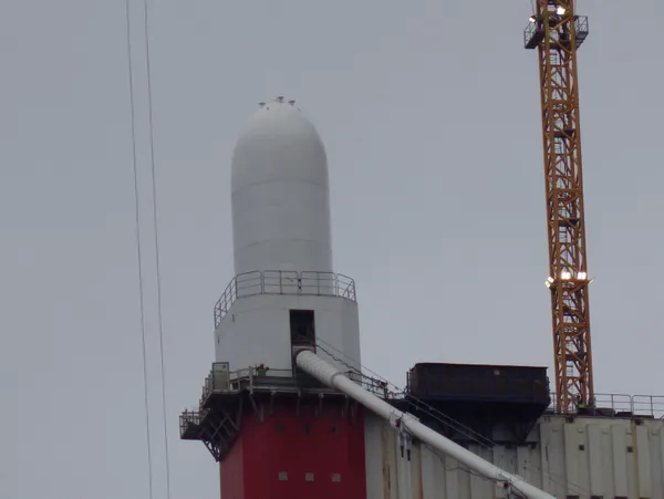 1915 Çanakkale Köprüsü’nün simgesi top figürleri yerleştirildi