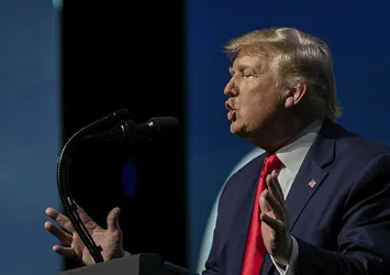 Trump: Demokratların davası öldü