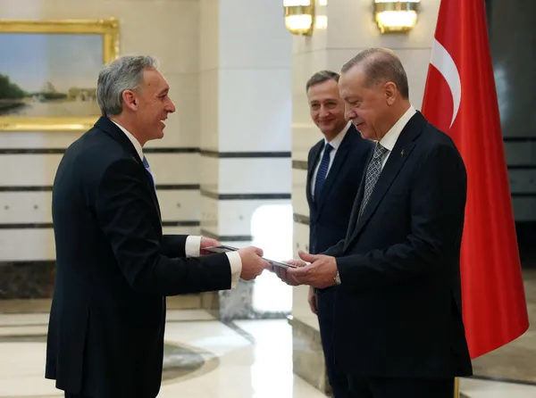Başkan Erdoğan’dan Cumhurbaşkanlığı Külliyesi’nde önemli kabuller: Büyükelçilerden güven mektubu | İsrail ile yeni dönem