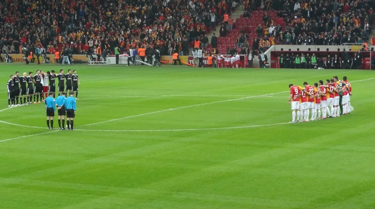 Gazze'de hayatını kaybedenlerin için Süper Lig'de saygı duruşu kararı! Antalyaspor'un İsrailli 2 futbolcusundan karara skandal tepki