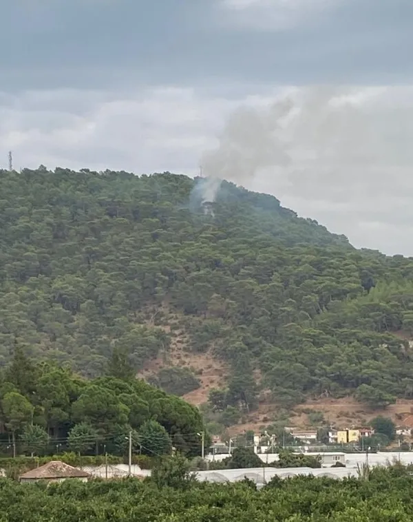 antalyada-orman-yangini-kisa-surede-kontrol-altina-alindi-1665851299227.jpg Antalya'da orman yangını: Kısa sürede kontrol altına alındı - 1