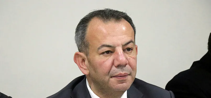 CHP'li Bolu Belediye Başkanı Tanju Özcan'ın faşist söylemleri sokağa yansıdı: 4 Suriyeliyi bıçaklandı