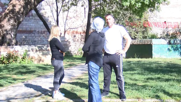 İstanbul’da yol kenarında ’cenaze taşıma’ tartışması: Saatlerce bekletildi! Araba burada ama bizi götüren yok