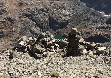Hakkari'de 4 terörist ölü ele geçirildi