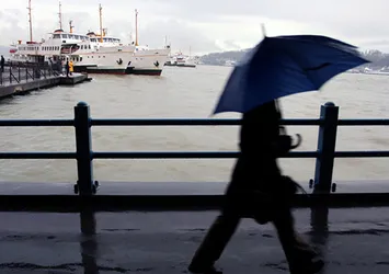Meteoroloji'den kritik yağmur uyarısı! Hangi illere yağmur yağacak? Antalya'ya yağmur yağacak mı? İstanbul'da hava nasıl olacak?