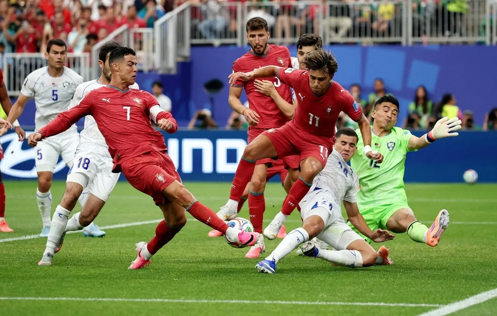 1782241217703.jpg Dünya Kupası'nda Ronaldo'nun gecesi! Portekiz Özbekistan'ı 5-0 mağlup etti - 3