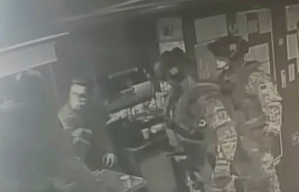 Son dakika: Cumhurbaşkanı Yardımcısı Fuat Oktay'dan Akdeniz'de Türk gemisindeki hukuk dışı aramaya tepki - 4