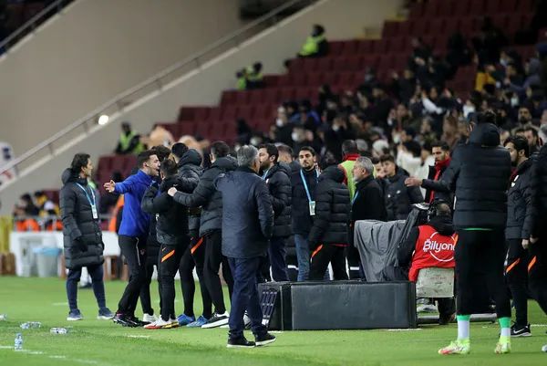 Hatay’dan Torrent’e dört gollü hoş geldin! Hatayspor 4-2 Galatasaray MAÇ SONUCU-ÖZET