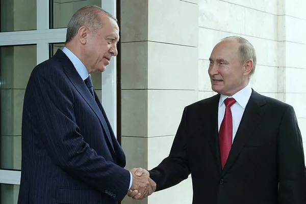 Başkan Erdoğan ve Putin’den Soçi’de kritik zirve! Dünya o görüşmeyi konuştu: Krizleri önlüyorlar!