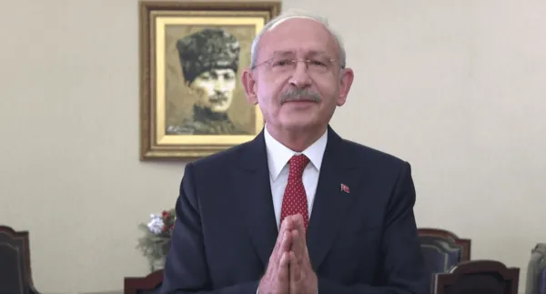 Kılıçdaroğlu kendi hariç herkesi istifa ettirdi! Seçimdeki hezimet sonrası MYK’dan toplu istifa...