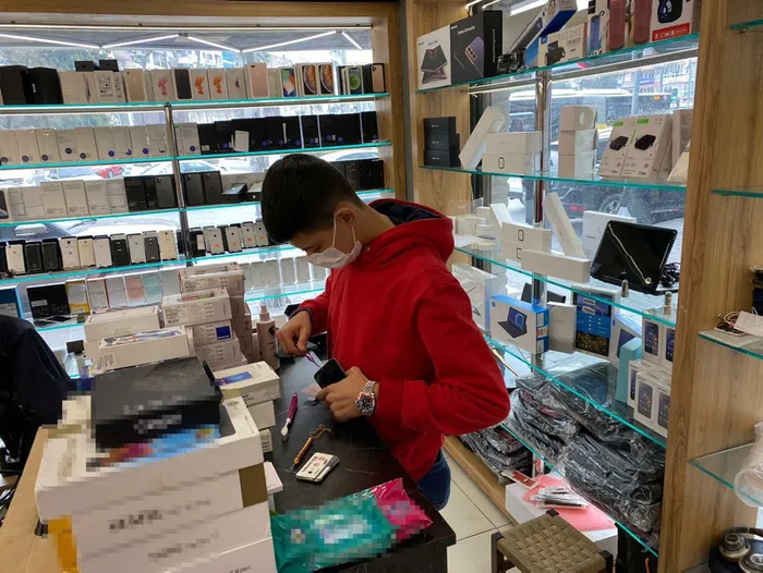 İkinci el cep telefonlarındaki yeni dönem vatandaşı da esnafı da memnun etti