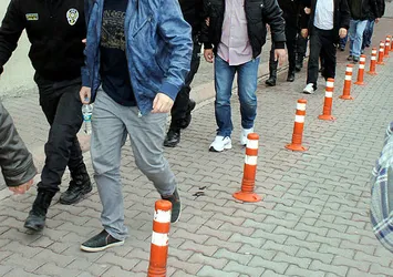 FETÖ'nün "hücre evleri"ne operasyon