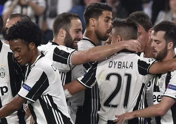Juventus, Barcelona'ya şans tanımadı