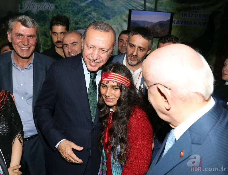 Başkan Erdoğan, Rize Tanıtım Günleri stantlarını tek tek ziyaret etti 13