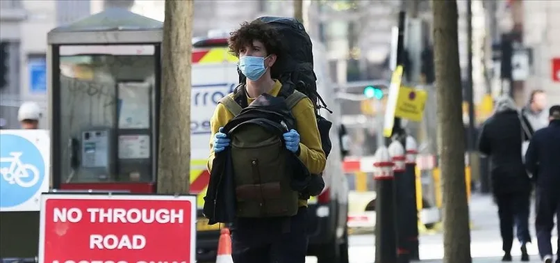 İngiltere'de maske kararı