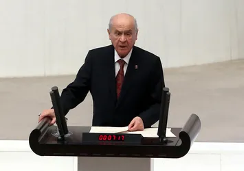 Devlet Bahçeli: Öleceksek de adam gibi ölelim