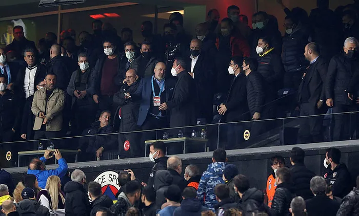 Fenerbahçe Başkanı Ali Koç yeni teknik direktör için tarihi duyurdu - 8