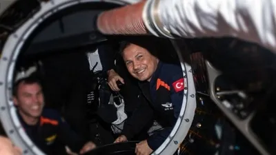 Alper Gezeravcı Türk hekimlerine emanet