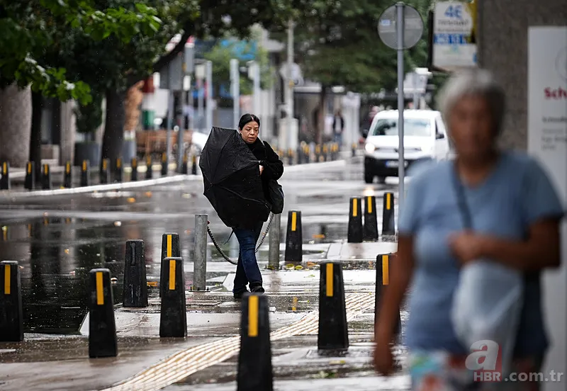 İstanbullular hazır olun! Meteoroloji'den sağanak alarmı: Saat saat belli oldu! Şemsiye ve botsuz çıkmayın 6
