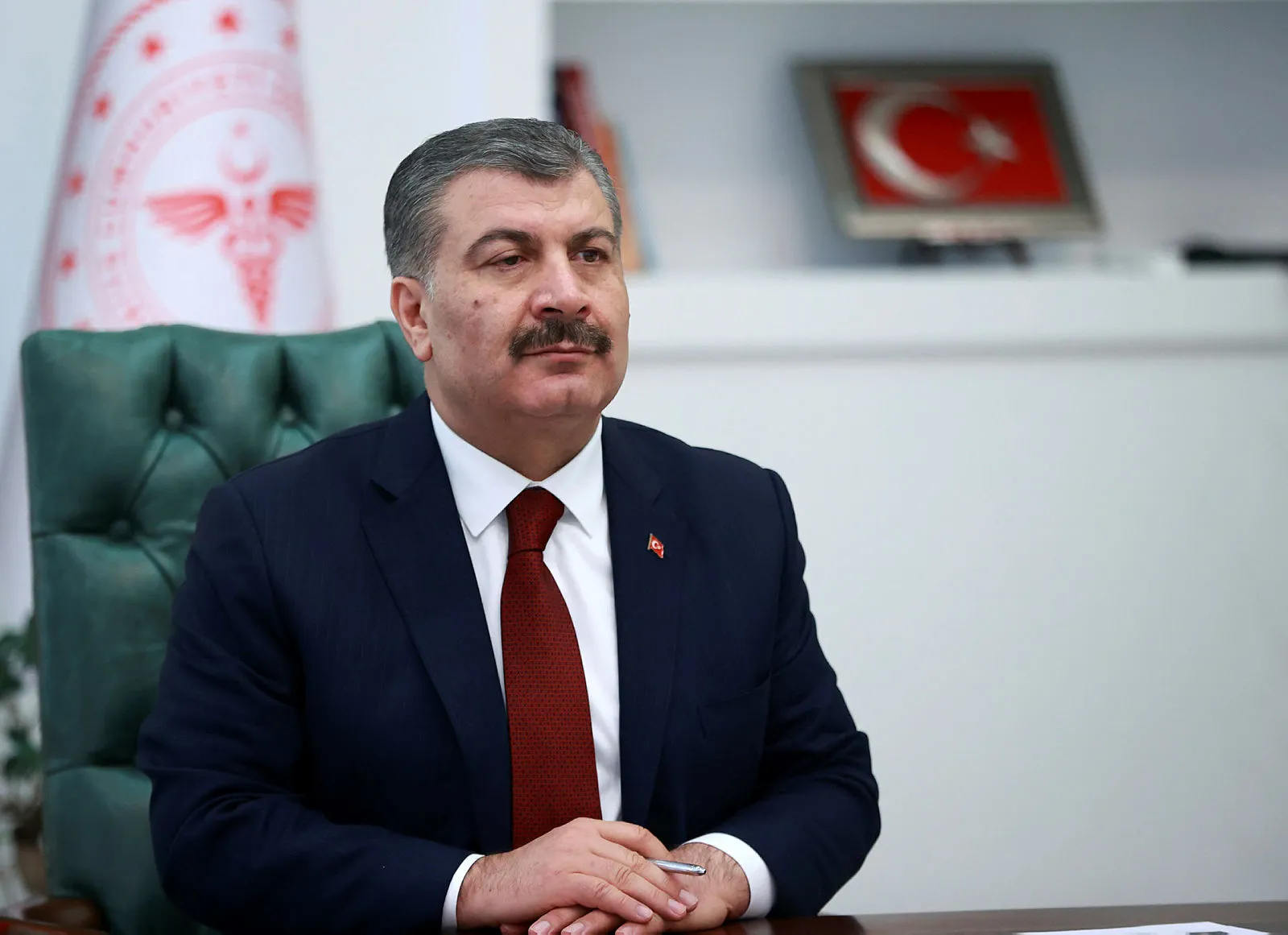 Bakan Koca'dan 'eldiven ve maske' uyarısı