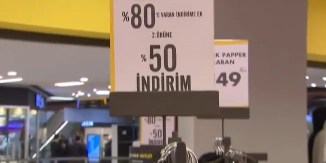 uzmanlar-etiket-oyunlarina-karsi-uyariyor-alisveriste-indirim-aldatmacasina-dikkat-1636793546814.jpg