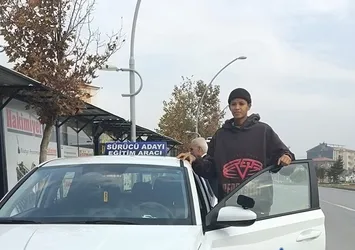 Melissa Vargas ehliyetini memleketi Malatya’dan aldı