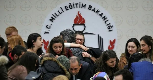 son-dakika-mujdeyi-baskan-erdogan-duyurdu-45-bin-yeni-ogretmen-atamasi-yapacagiz-1679318789440.jpg 45 bin öğretmen ataması 2023 | Başvuru tarihleri ne zaman? Kadro ve branş dağılımı belli oldu mu? Başkan Erdoğan son dakika duyurdu! - 1