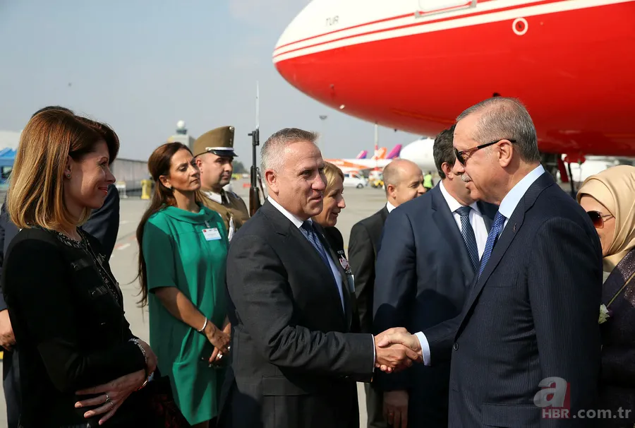 Başkan Erdoğan Janos Ader tarafından resmi törenle karşılandı 3