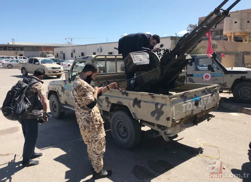 Libya karıştı! Vutye Hava Üssü vuruldu 13