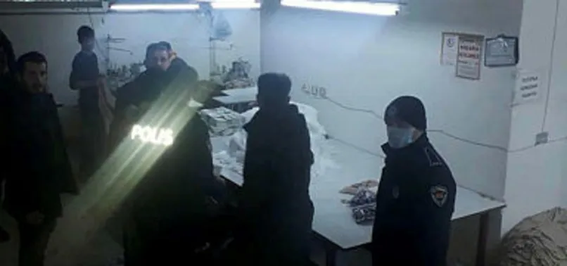 Korona fırsatçılarına geçit yok! 16 bin 900 kaçak maske ele geçirildi