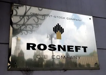Rus petrol devi özelleşiyor