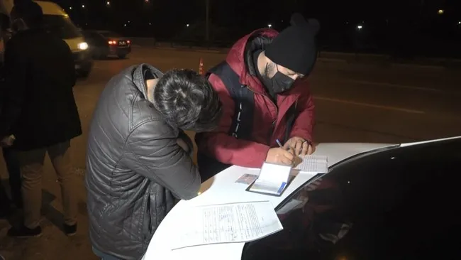 Bursa’da kısıtlama saatinde uyuşturucuyla yakalanan genç: Yasaklar ne için var, çiğnenmek için - 2